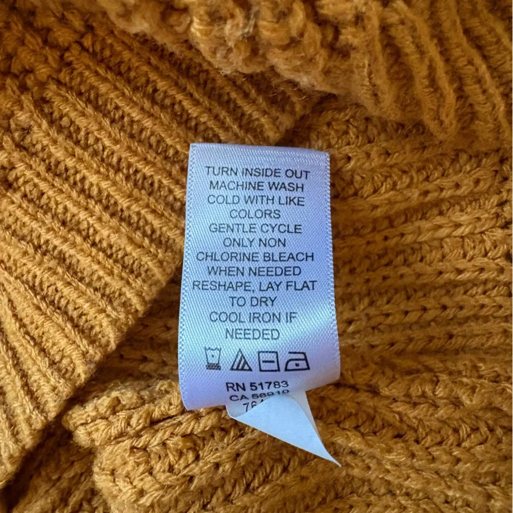 Maurice’s Women’s Sweater Large Mustard Brown Button Detail V-Neck Ribbed Comfy
